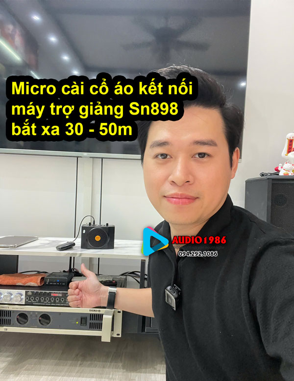 may-tro-giang-sony-sn898-kem-2-micro-cai-ve-co-ao-noi-song-song-cho-giao-vien-3