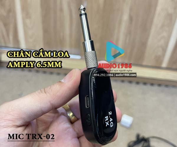 mic-khong-day-trx-02-2-4g-wireless-deo-tai-cho-amply-loa-keo-loa-tro-giang-7