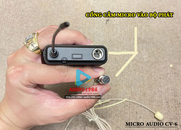 micro-khong-day-audio-cv-6-wireless-kem-2-micro-mau-da-hat-gao-noi-song-song-8